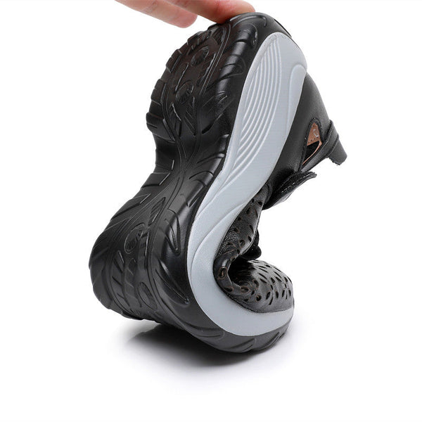 Comfortable flat heeled women's shoes with laser cut holes in the cowhide toe layer sandals with soft low and oversized shoes