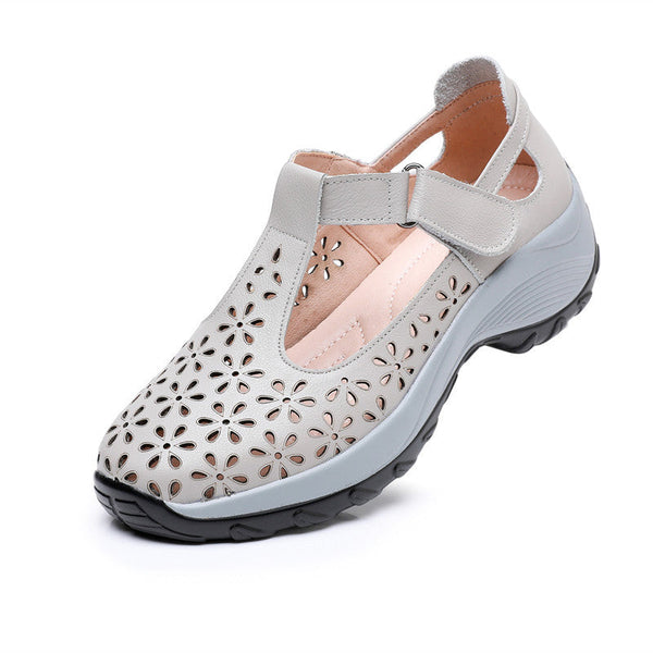 Comfortable flat heeled women's shoes with laser cut holes in the cowhide toe layer sandals with soft low and oversized shoes