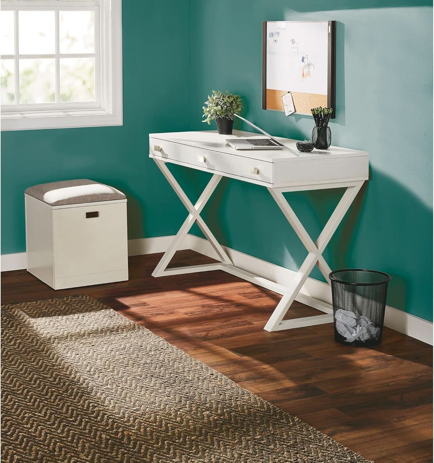 Compact White Writing Desk for Small Spaces and Creativity