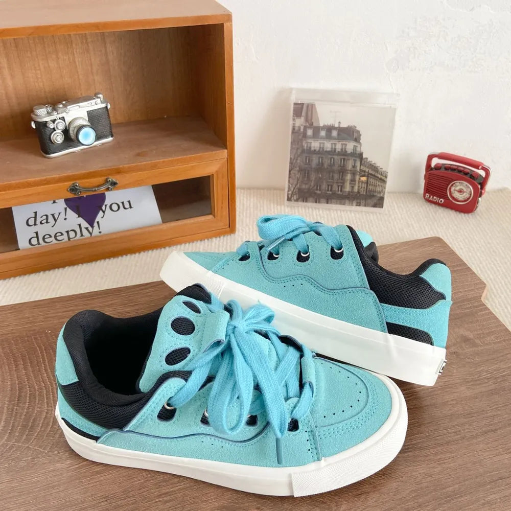 Contrast Lace Up Round Toe Flats Sneakers