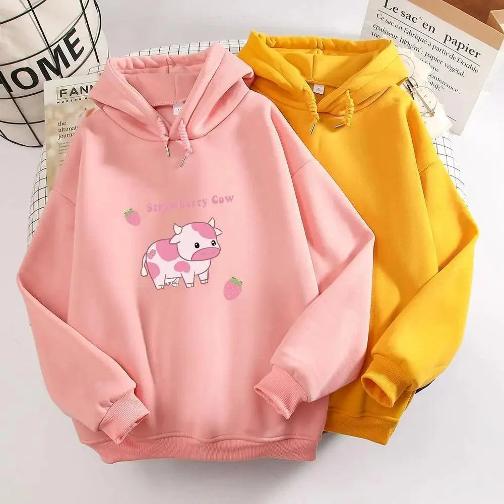 Cool Cow Print Hoodie Strawberry Casual Pullover Oversized Sweatshirt Pullover Sweatshirts for Women Cute Strawberry Cow Print Hoodie Casual Top Aesthetic Clothes For Women Funny Hoodies