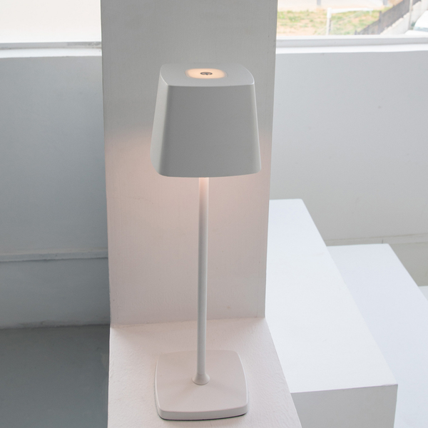 Flexilamp™ Portable Table Lamp Iluminating