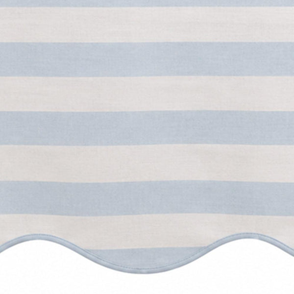 Scalloped Edge Tablecloth - Striped