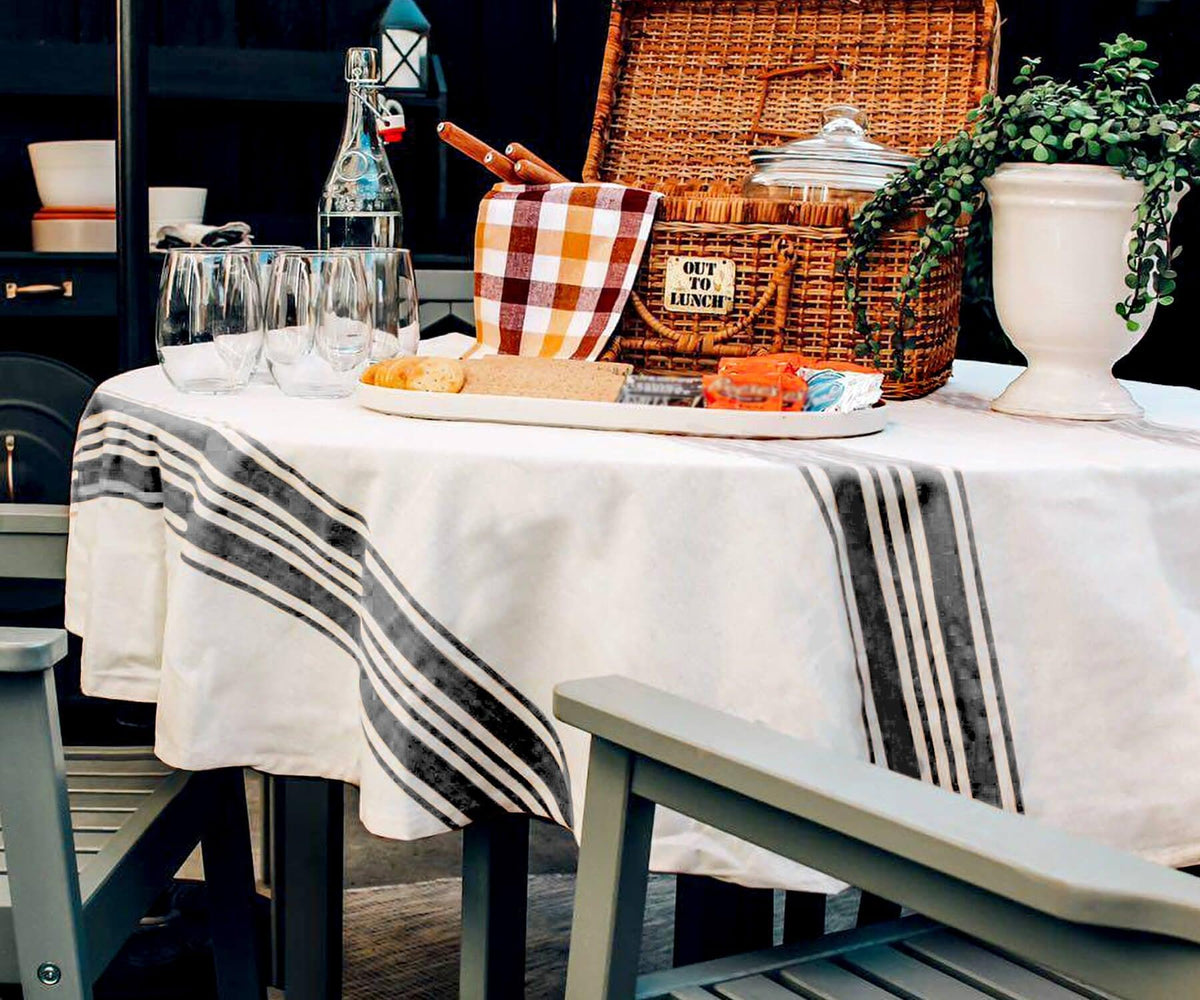 Round Tablecloths - Tablecloth for Round Tables