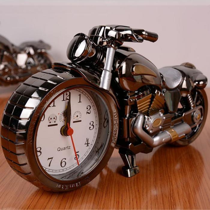 Creative Motorcycle Motorbike Pattern Non Ticking Analog Alarm Clock  Alarm Clock Desk Clock Creative Home Birthday Gift Cool Clock