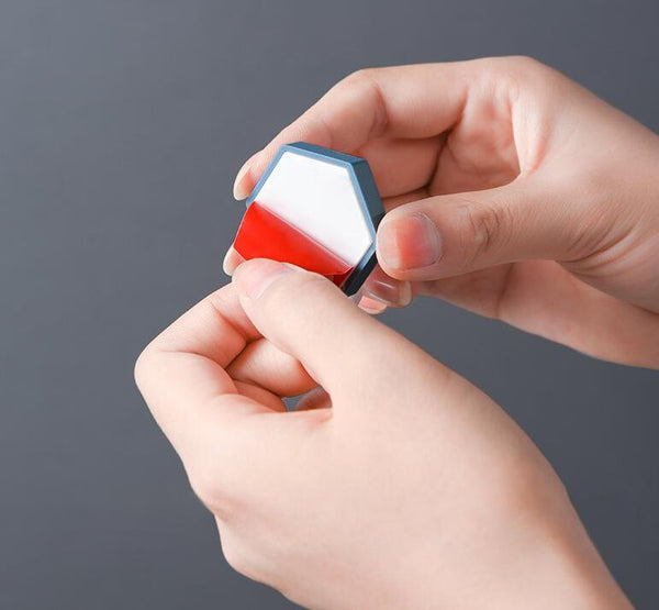 Creative Simple Hook Geometry Hook Key Umbrella Clothes Hook Strong Bathroom Wall Hook Wall Hanger Wall Keychains Holder Hanger Organizer for Home Office Dorm Rooms Decoration