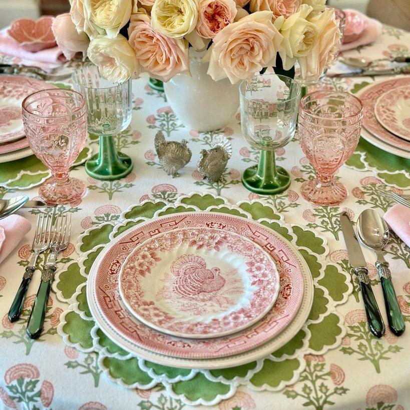 SPRING TABLE DECOR – CRESSIDA GREEN ROUND FABRIC PLACEMAT