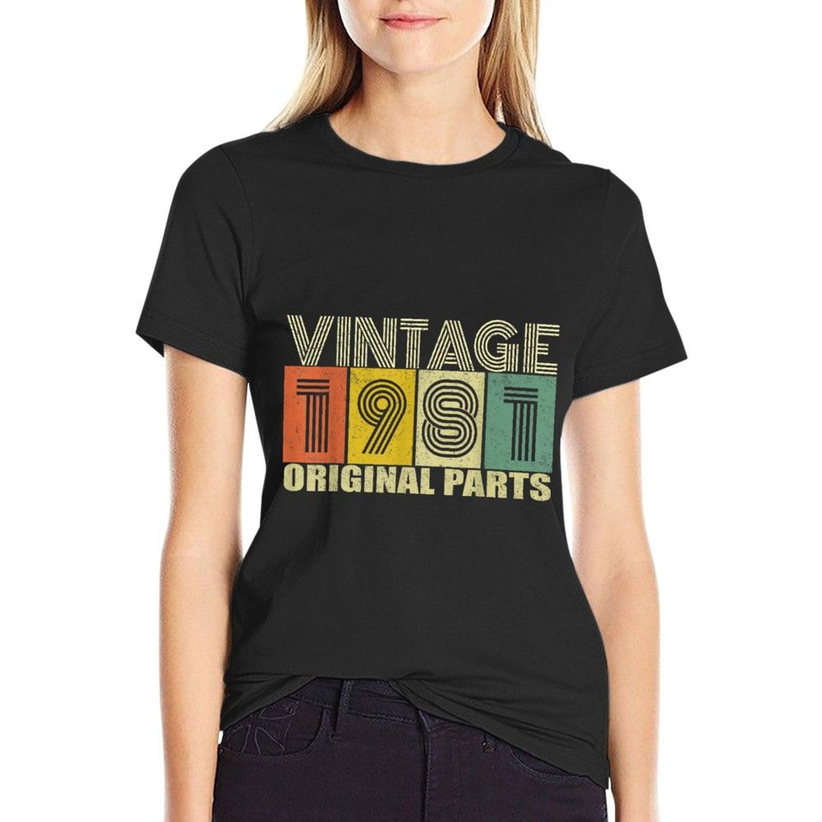 Vintage 1981 40th Birthday Gift Men Women 40 Years Old  Graphic-printed T-Shirt