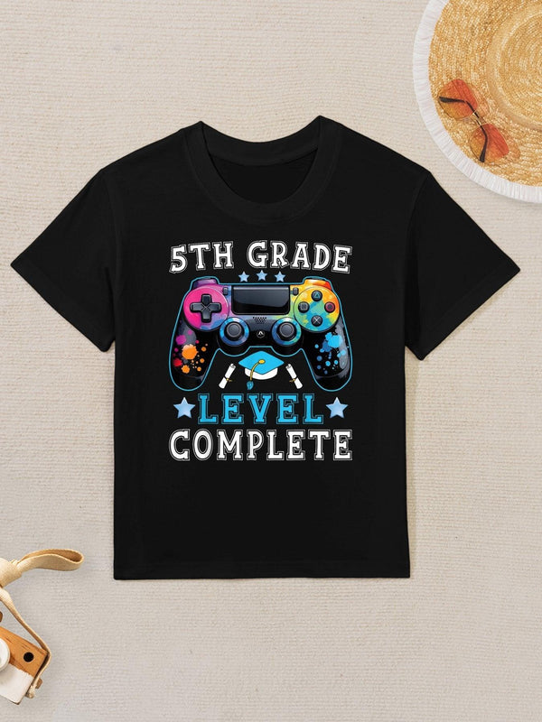 5th Grade Level Complete Last Day Of School Gamer Graduation Kids T-Shirt