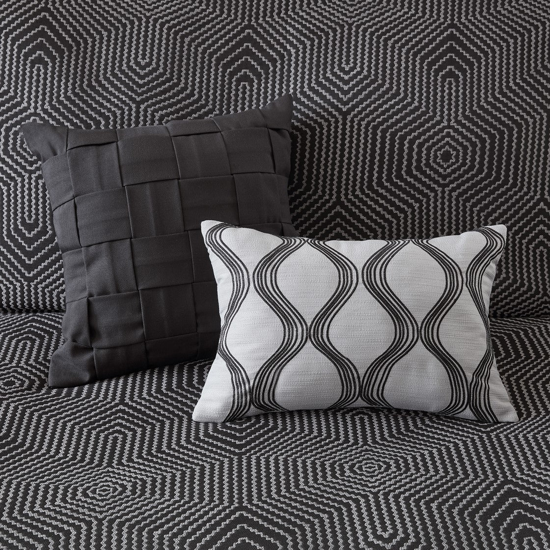 Shades of Serenity Jacquard Comforter Set by Madison Park Signature