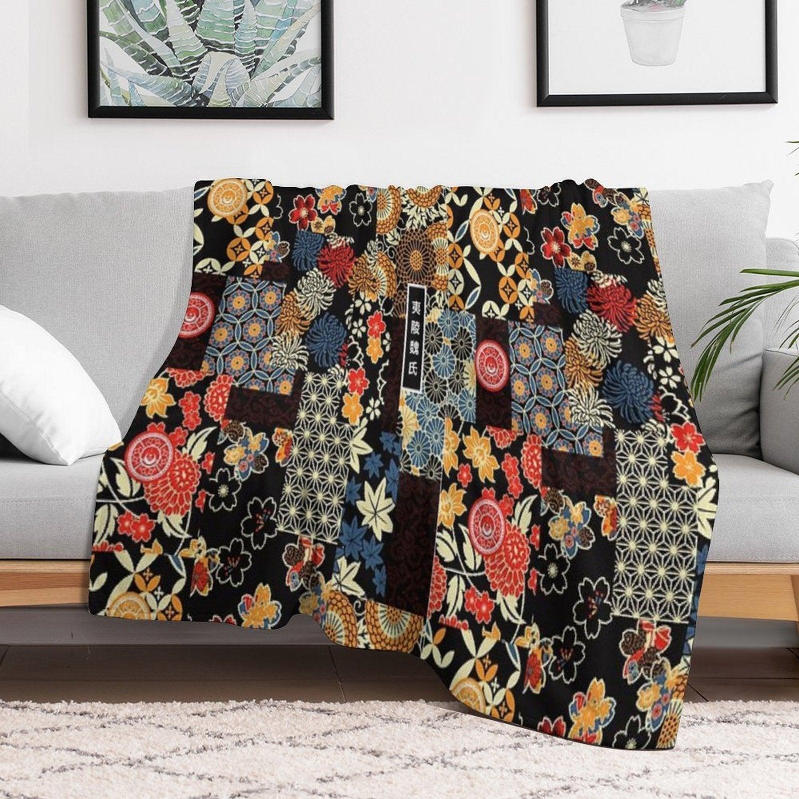 Yiling Wei Kimono [SEAMLESS] Throw Blanket