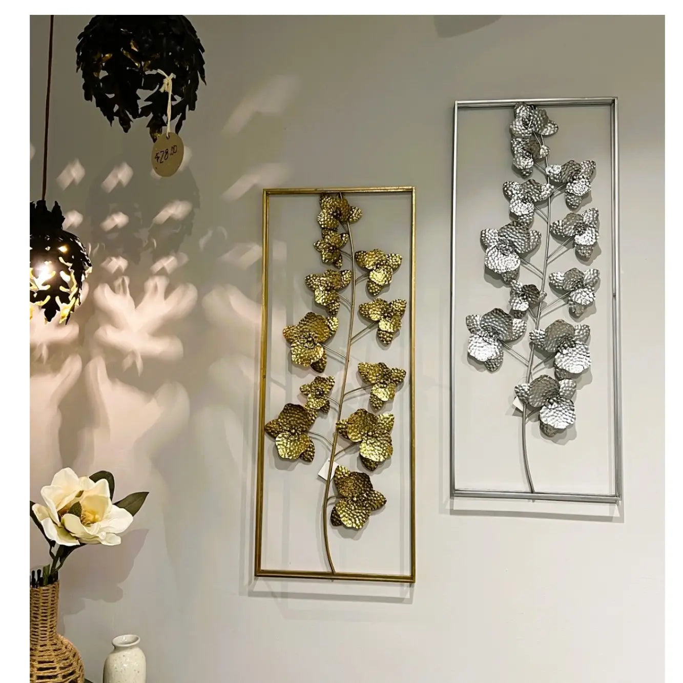 METAL FLOWER WALL DECOR