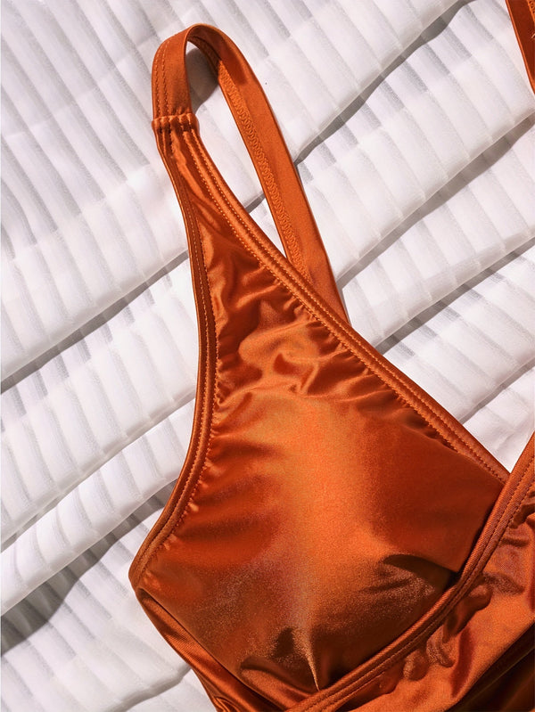 Bikini Solid Black Twist Front High Waist 2 Piece Swimsuit for Women – Stretchy V Neck Bikini Set with Ruched Tummy Control and Cross Strape Detail – Quick Drying Polyamide Swimwear for Beachwear Poolside and Summer Travel