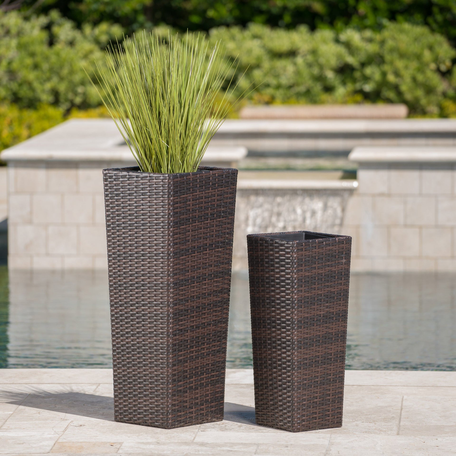 Rattan FLOWER POT Decorative Planter for Indoor and Outdoor Use, Handwoven Design