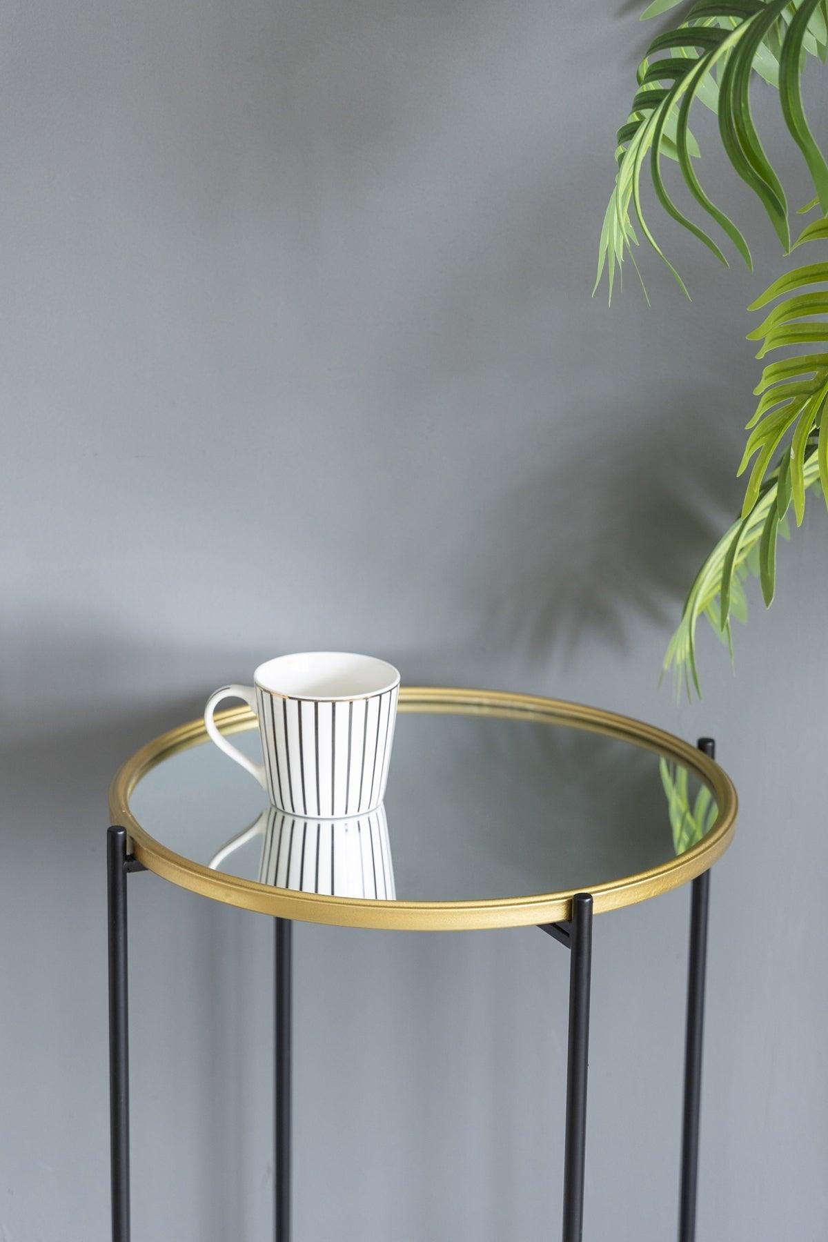 Set of 2 Gold Nesting Side Tables with Mirrored Tops
