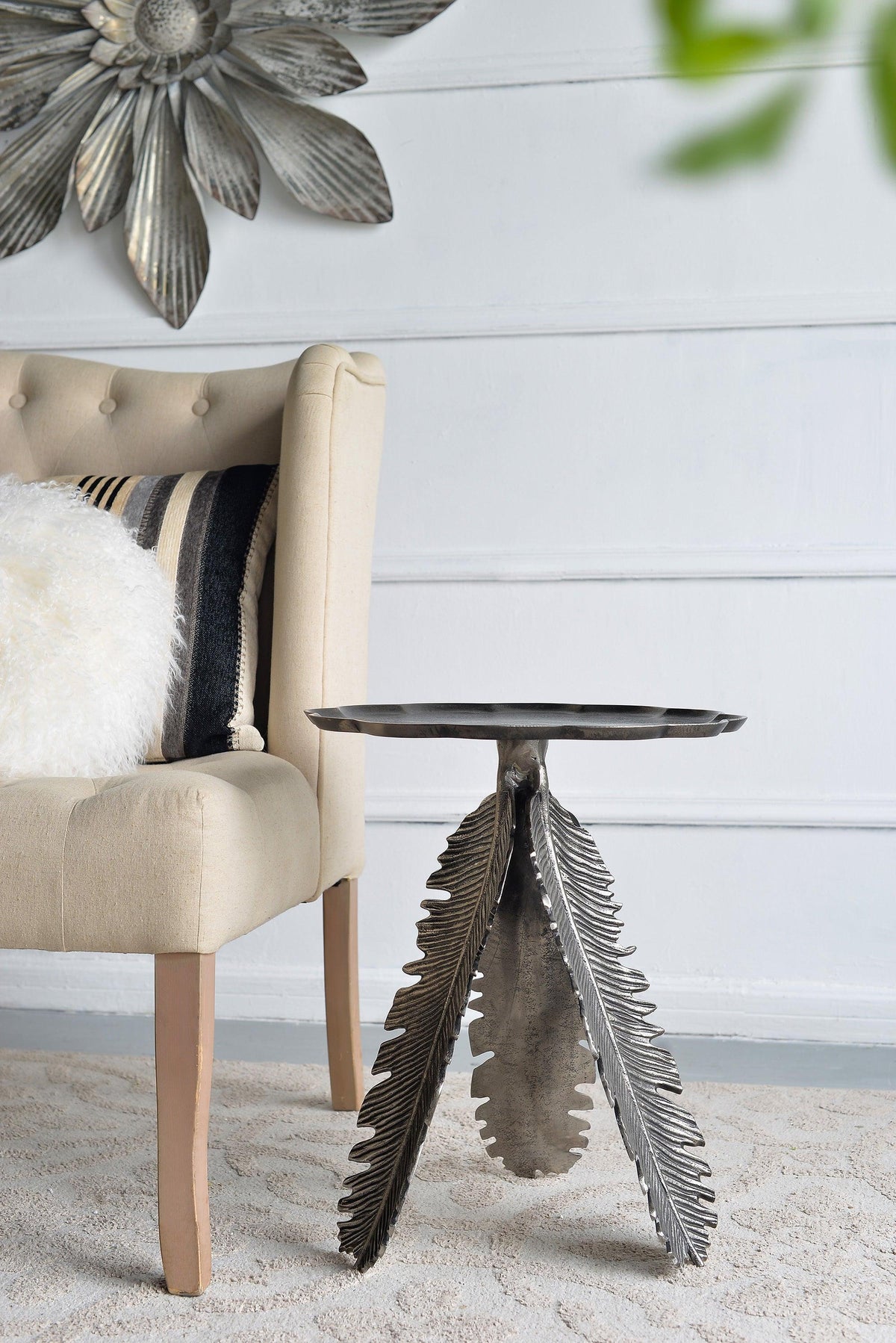 Silver Leaf Antique Aluminum Accent End Table