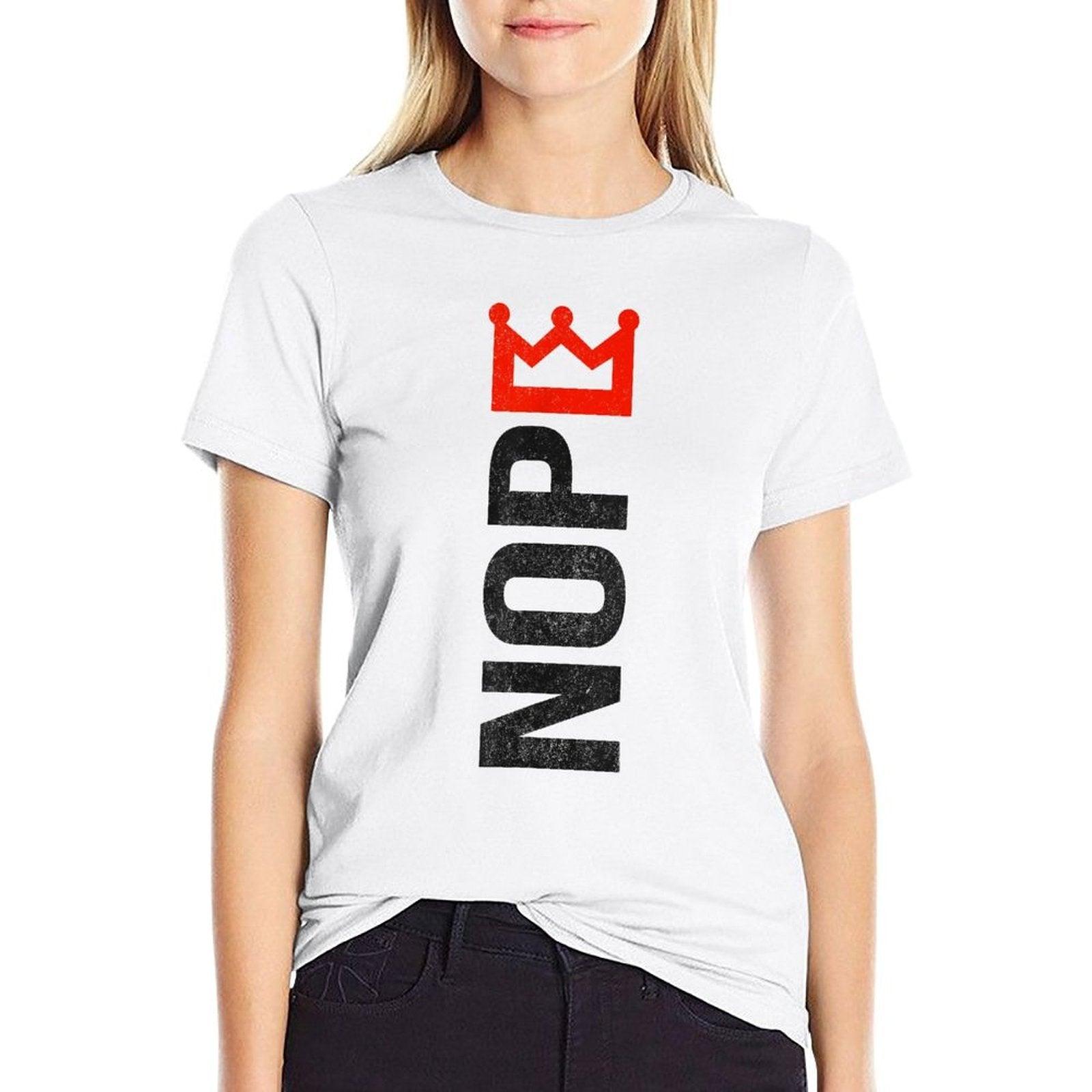 No Kings Protest Sign Vertical American Pride 4th of July Comfortable T-Shirt