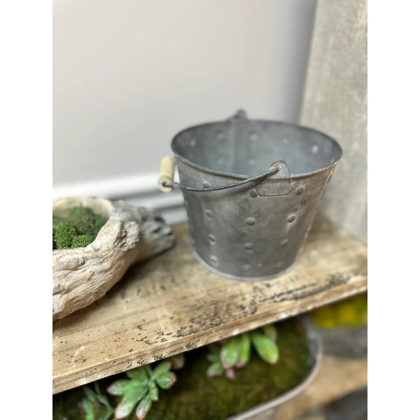 IRON POT DOT FINISH WITH WOOD HANDLE SET OF THREE VagabondVintage