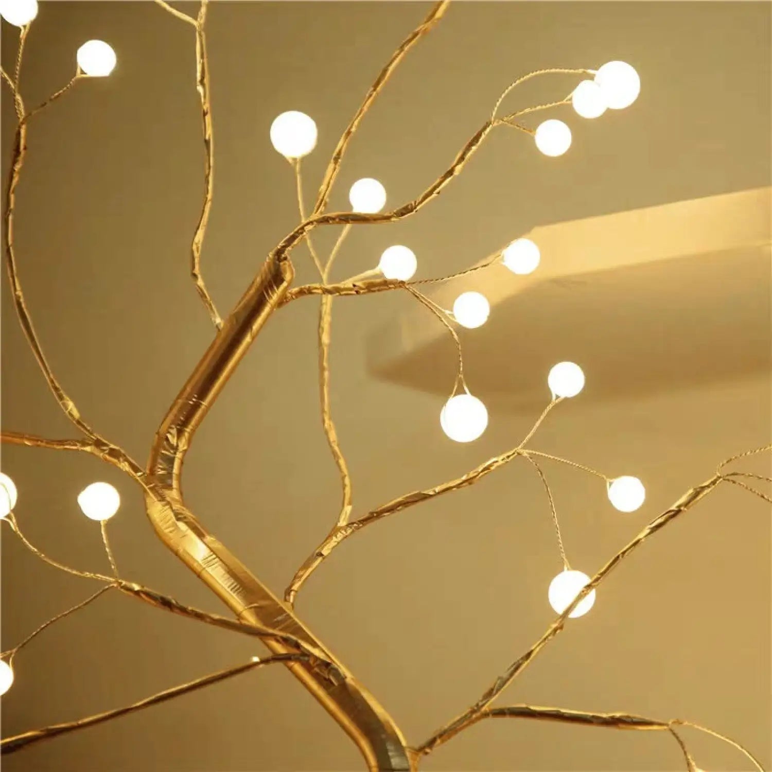 Decorative Bedroom Tree Lights with LED Copper Wire Design