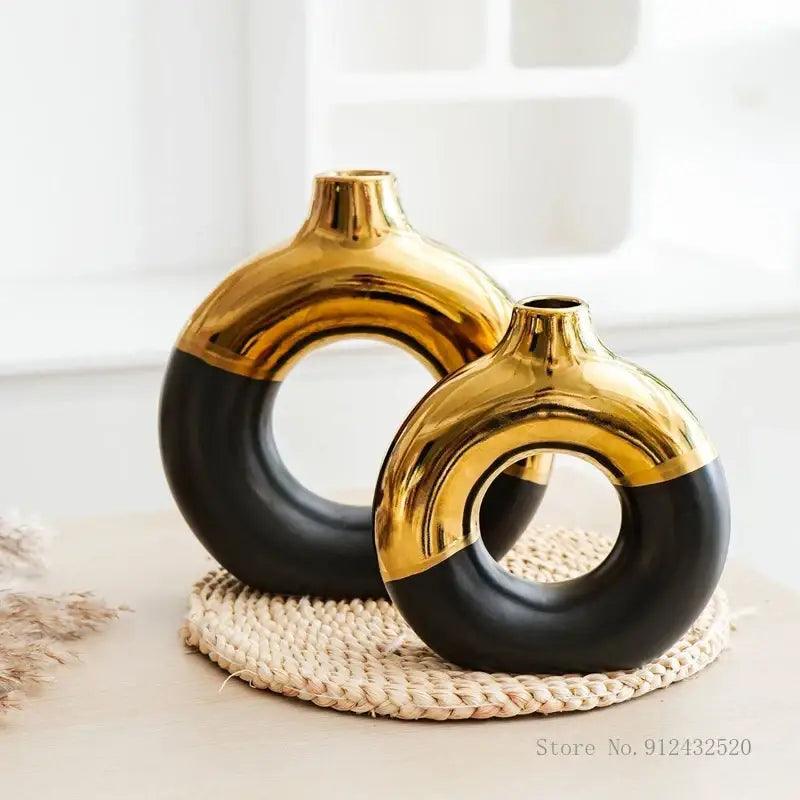 Black Gold Circle Vase