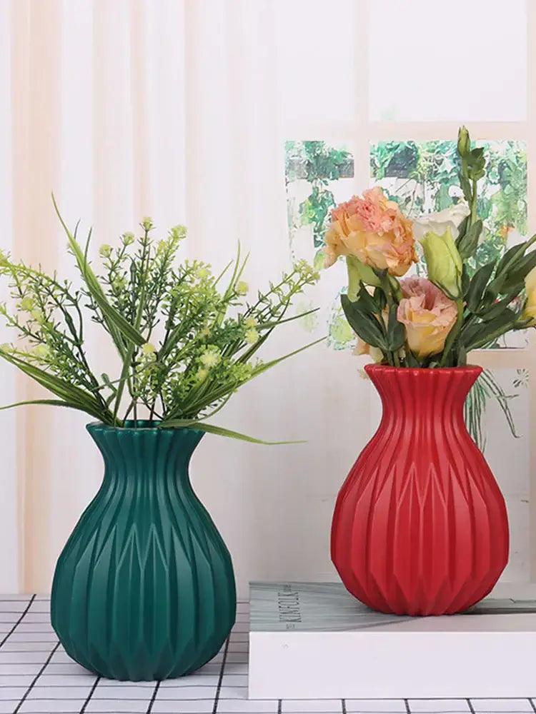 Nordic Plastic Vase Set