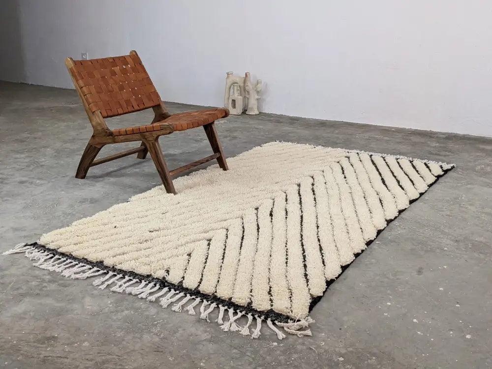 Cream Black Wool Moroccan Rug