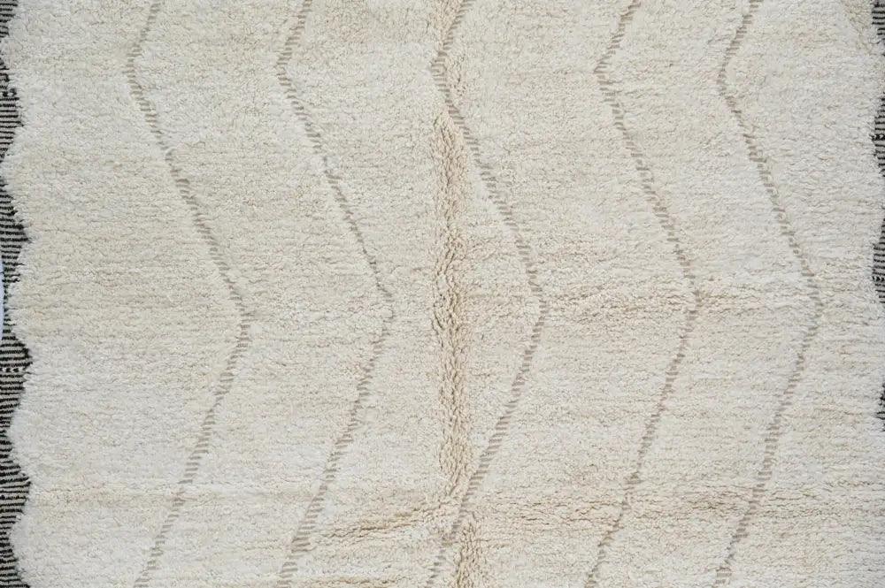 Black Cream Beni Ouarain Rug