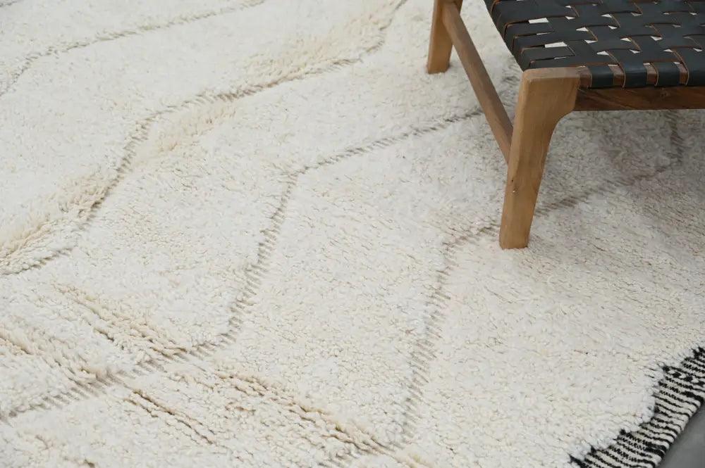 Black Cream Beni Ouarain Rug