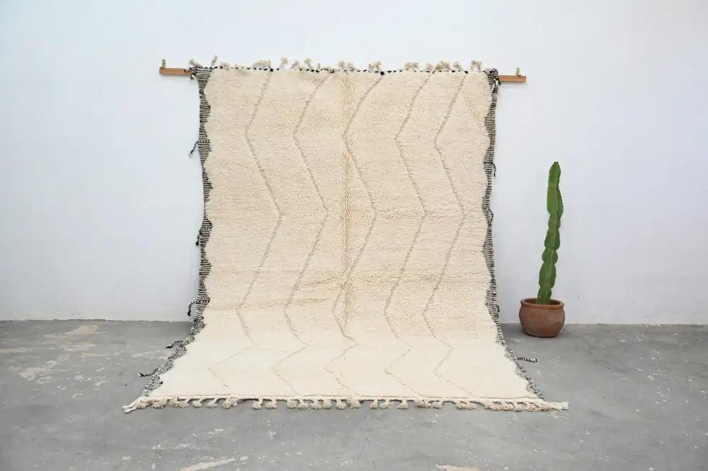 Black Cream Beni Ouarain Rug
