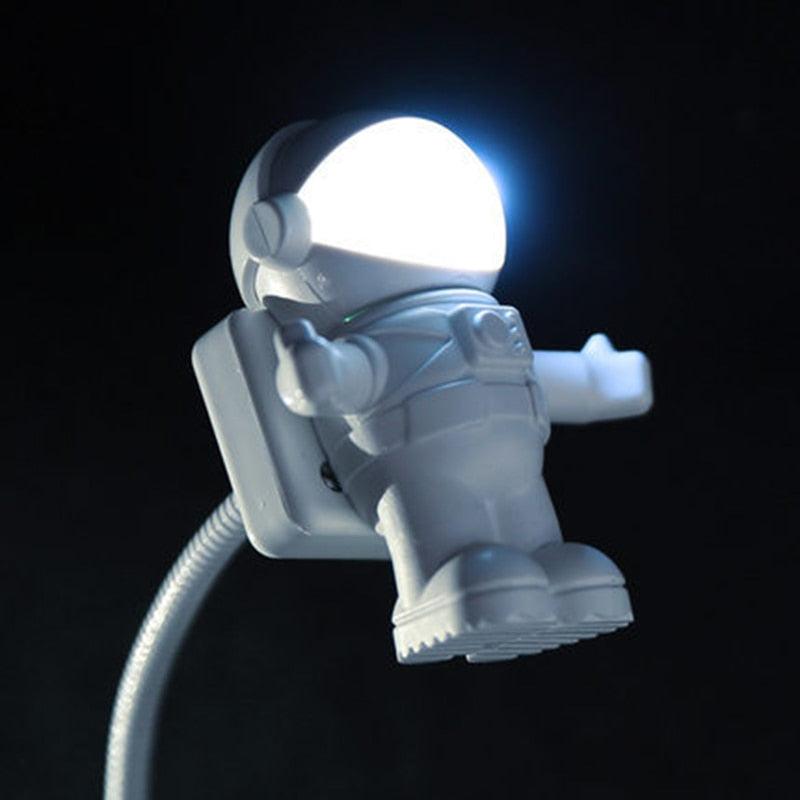 Desk Lamps Lights New Fashion Novelty Romantic Baby Led Bulbs Usb Port Dc Resin Knob Switch Wedge Night Plug Astronauts Decorative Table Lamp Cute Study Lamps for Bedroom Décor