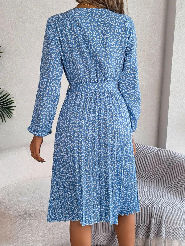 Ditsy Floral Tie Waist Pleated Dress