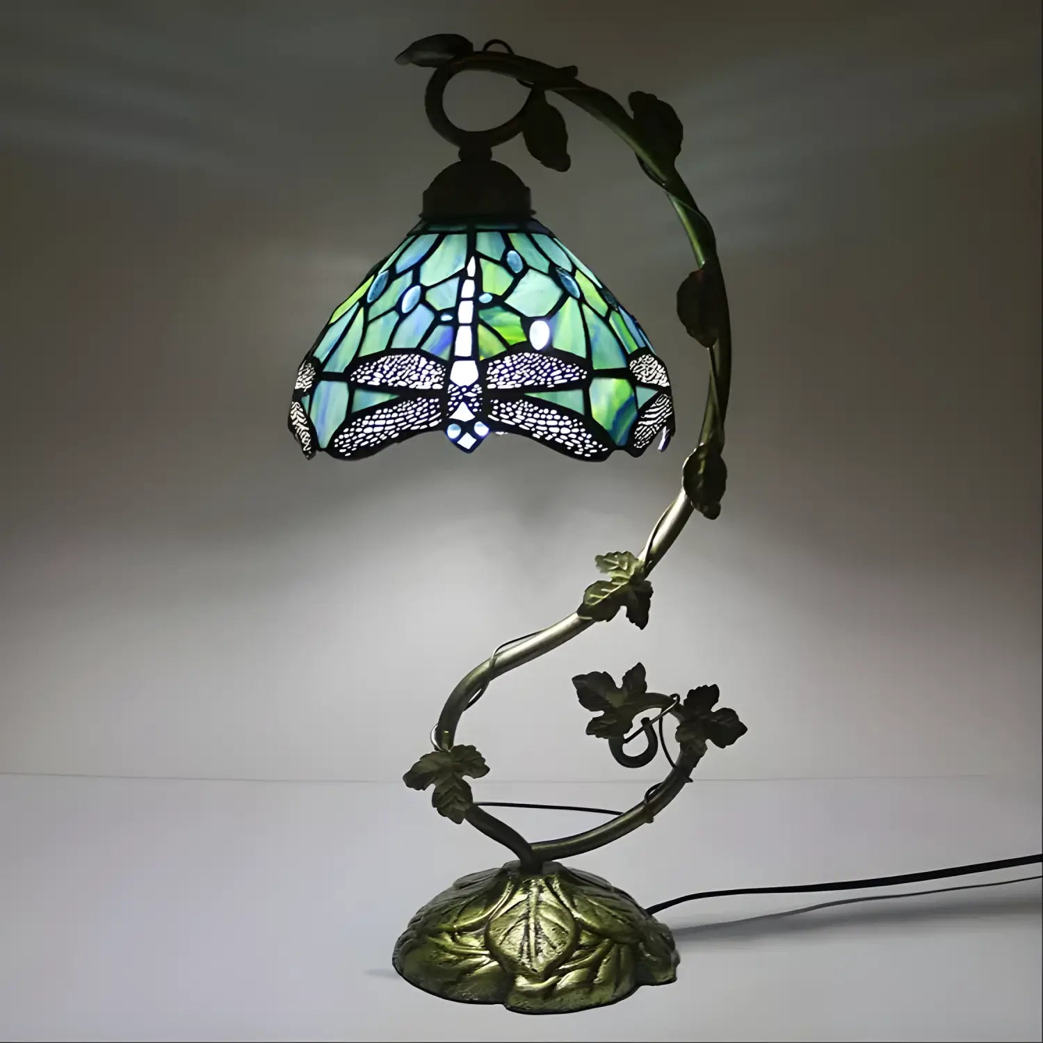 Metal Leaf Glass Tiffany Lamp Dragonfly