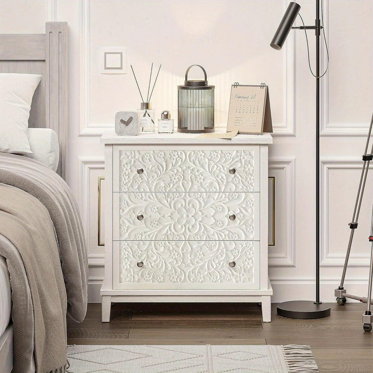 Dresser - Distressed White 3-Drawer