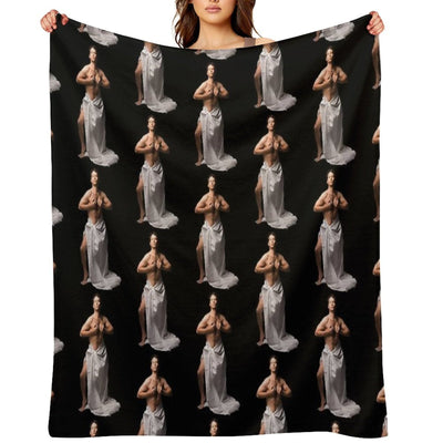 Paul Rudd in A Sheet Eco-conscious Throw Blanket