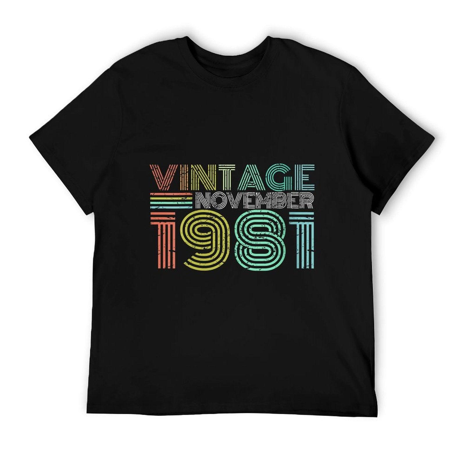 Womens 40th Birthday Gift Vintage November 1981 40 Years Old  Trendy Pattern T-Shirt