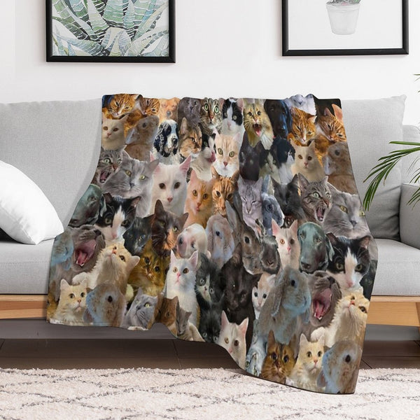 Animals!!! Compact Throw Blanket