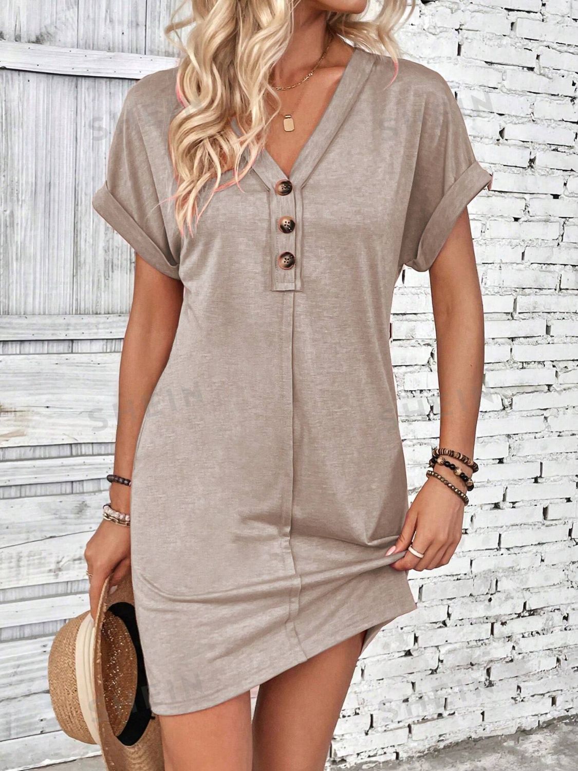 Elegant Button V-Neck Short Sleeve Dress Flattering Casual & Office Wear Simple Dress