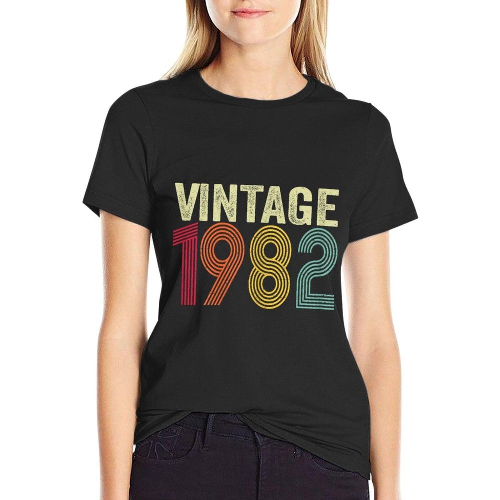 Vintage 1982 40th Birthday Gift Men Women 40 Years Old  Vintage-inspired T-Shirt