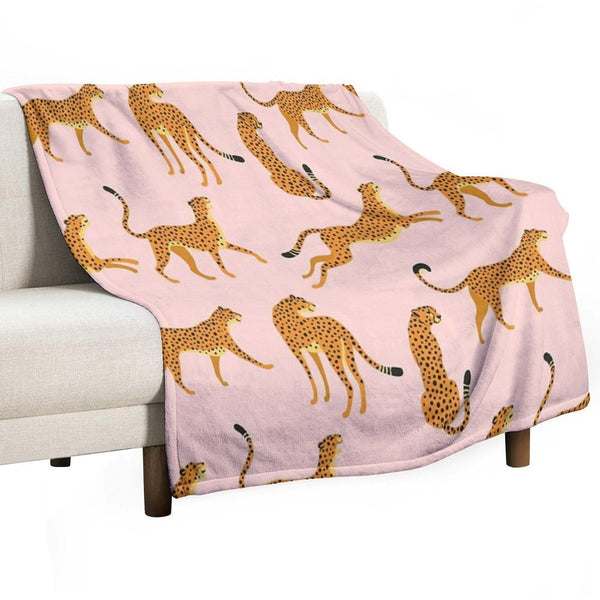 Pink Cheetah Pattern Wrinkle-free Throw Blanket