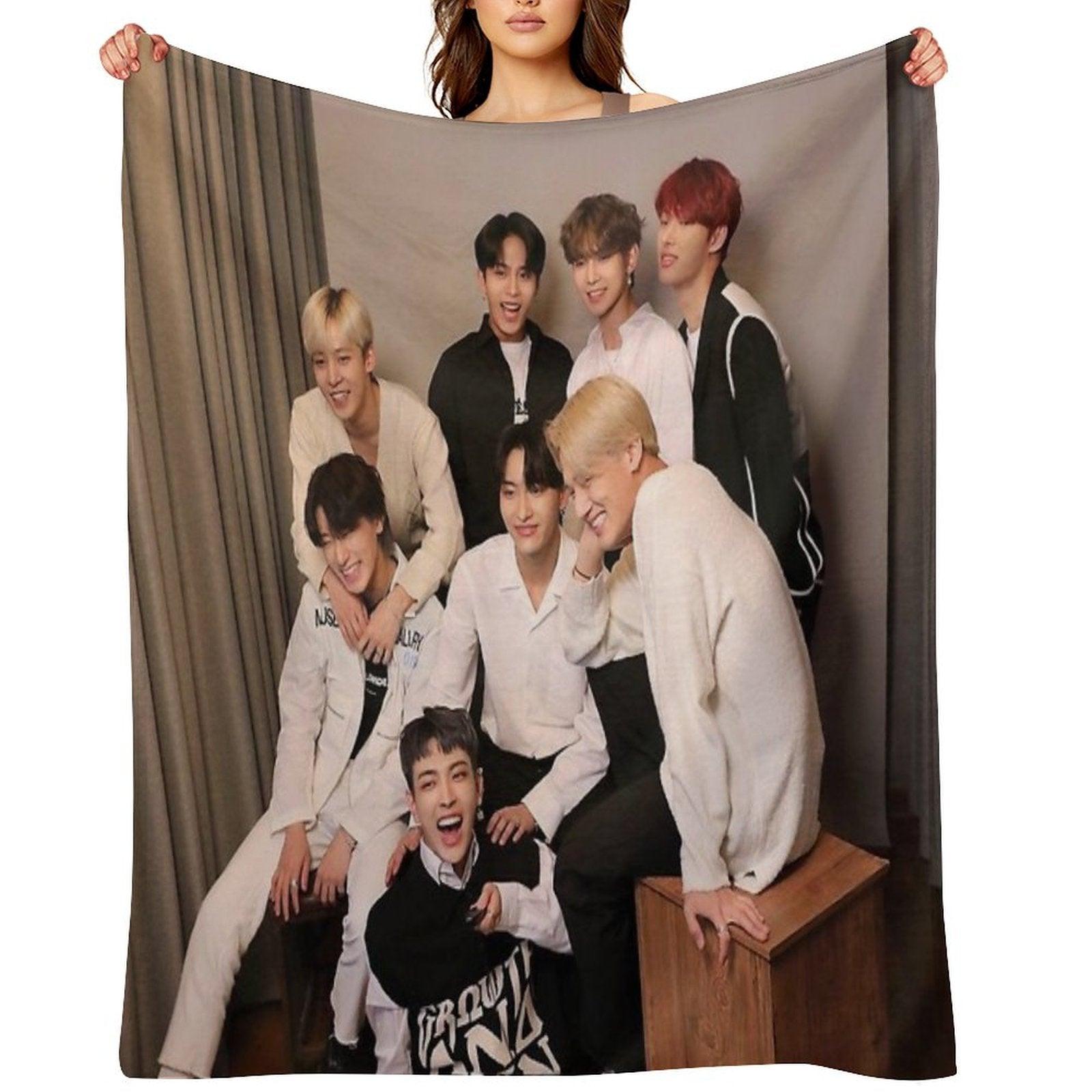 Ateez Anniversary Throw Blanket