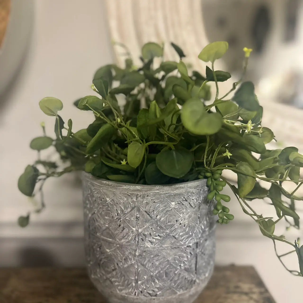 Gray Aboriginal Rhombus Planter