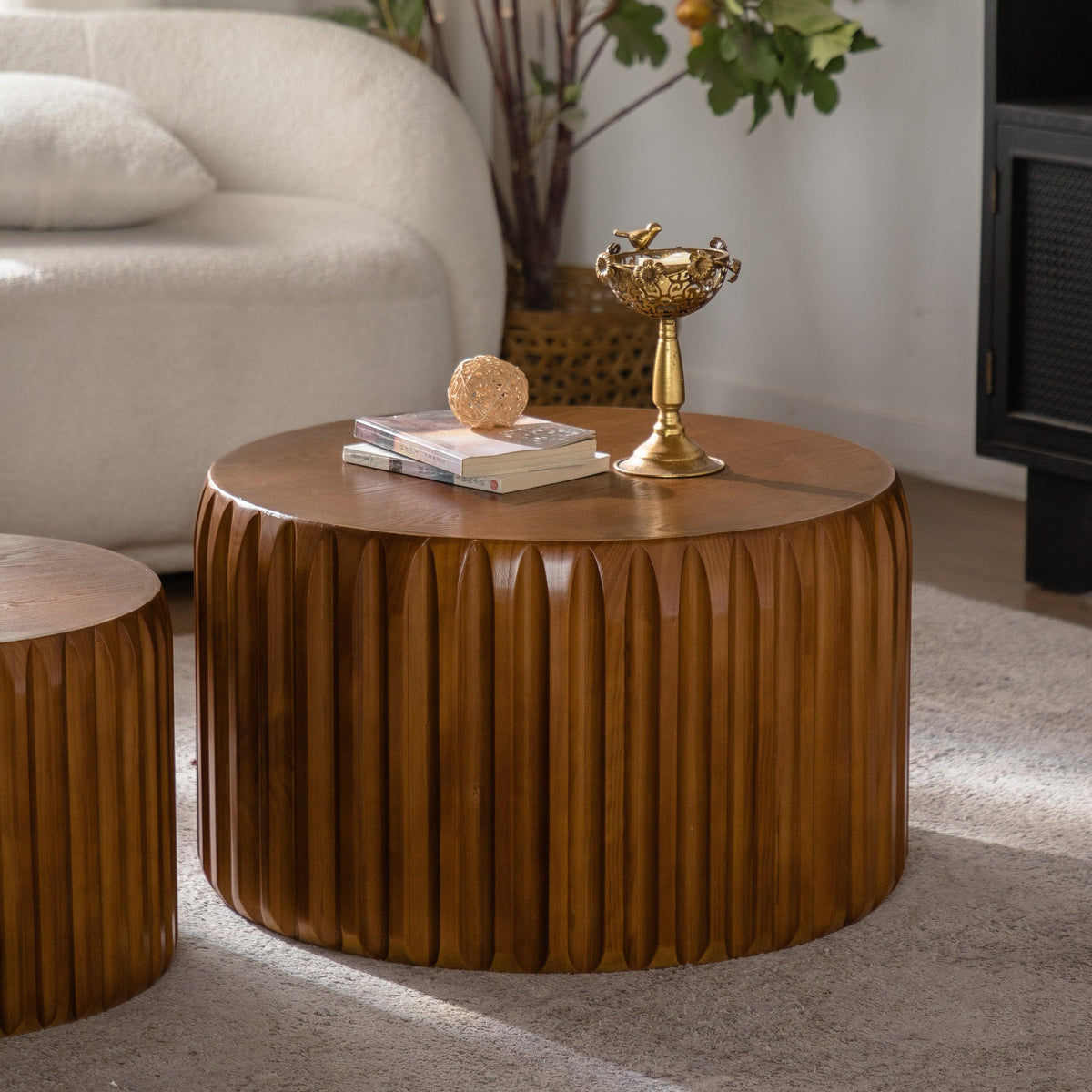 Set of 2nWalnut Fluted Nesting Coffee Table Set – Mid-Century Modern Round Tables