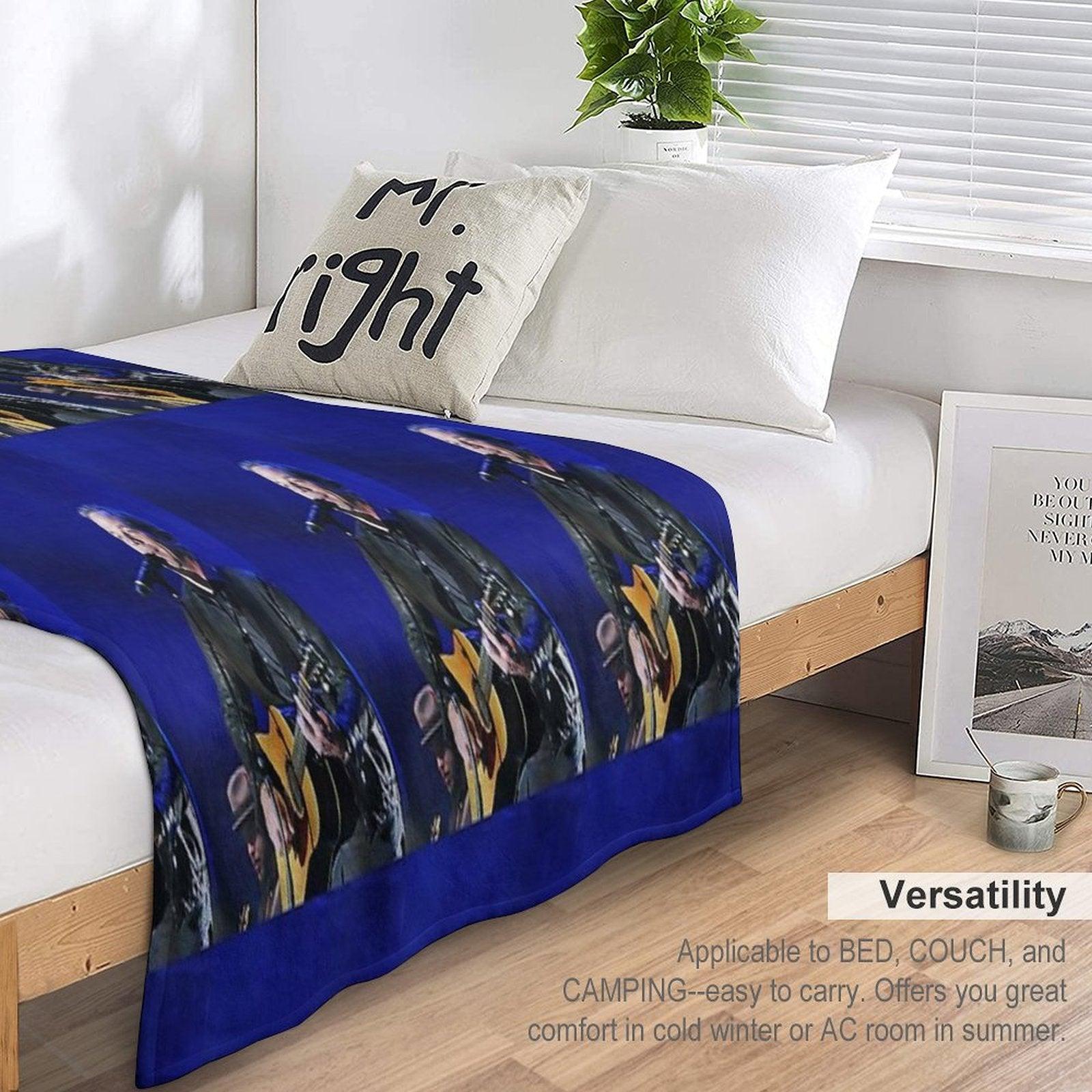 R780  New Finition 2021 GAROU Singer New 3 (c)(h) Expressive Photos ! Olao-Olavia by Okaio Créations Throw Blanket