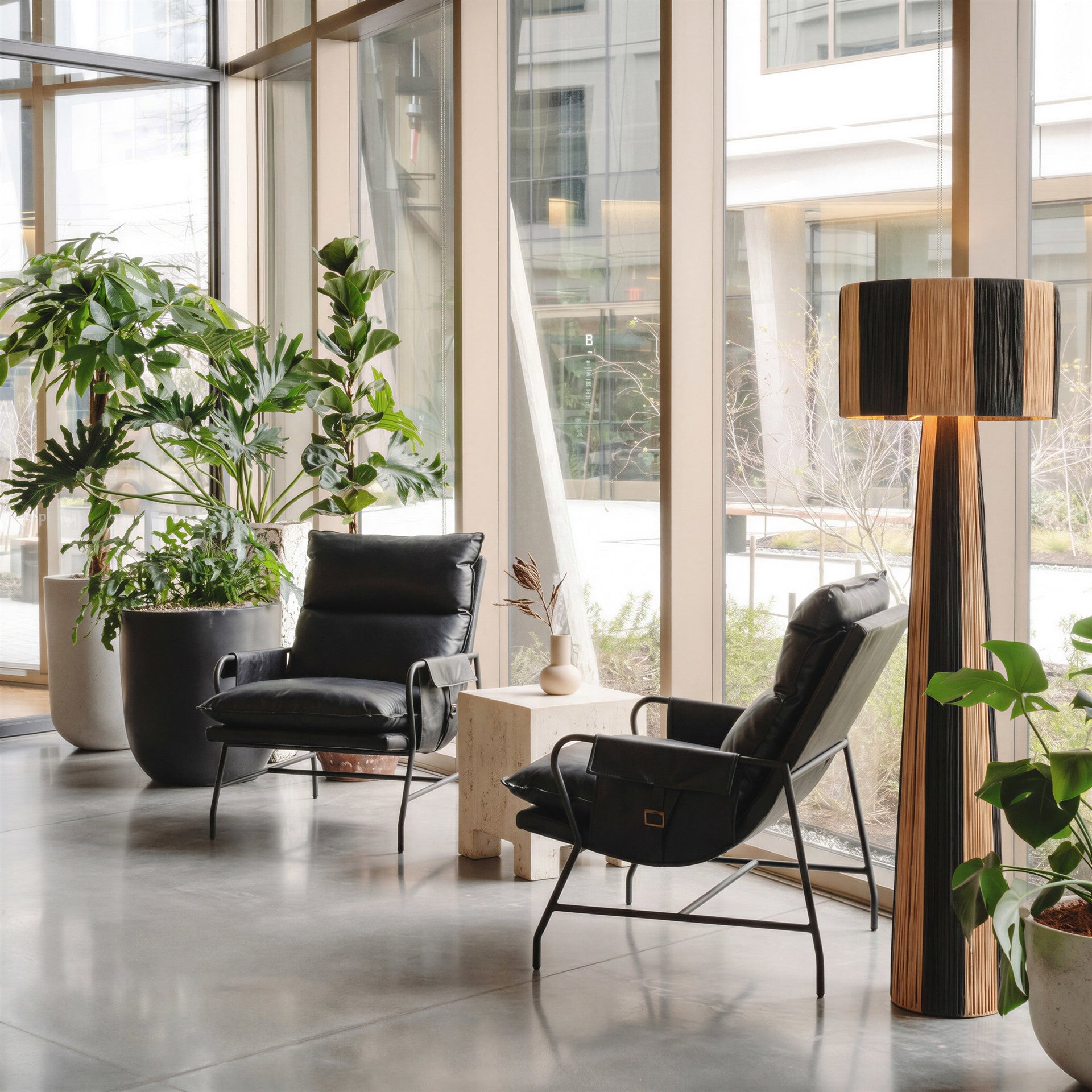 Halaus Accent Chair Black