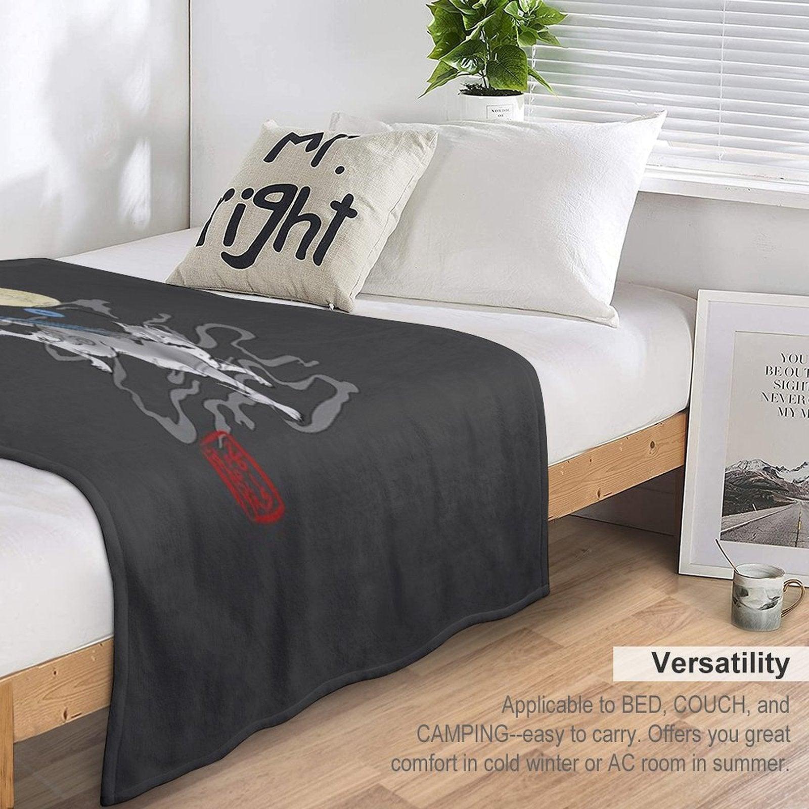The Great Grey Wolf - Sifkami Throw Blanket