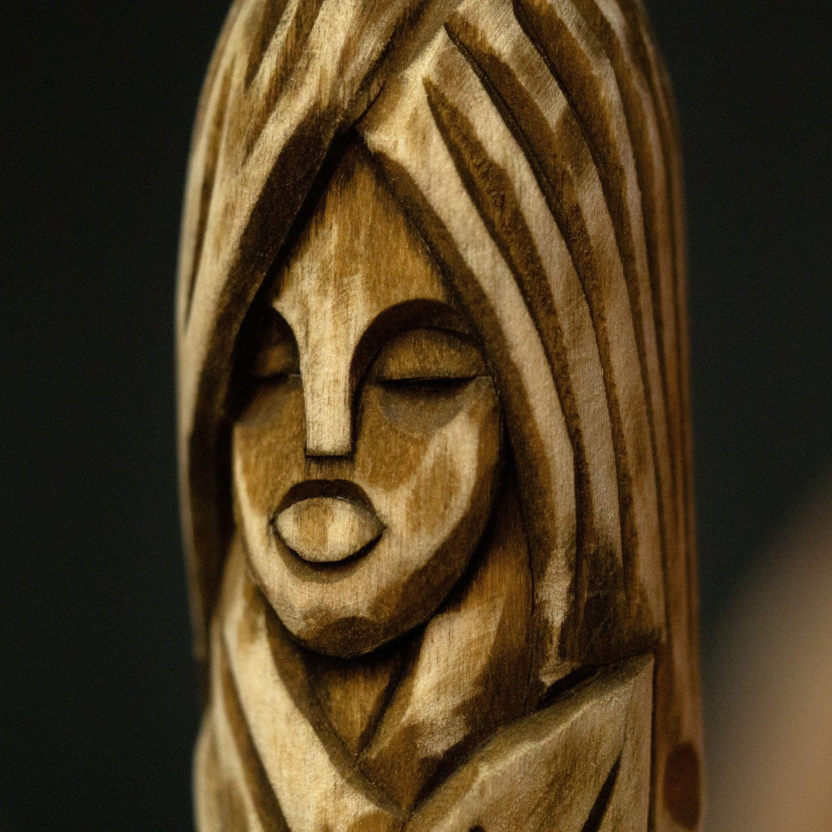 Eir Wooden Figurine – 14 cm (5.7 inch) Hand-Carved Norse Goddess of Healing