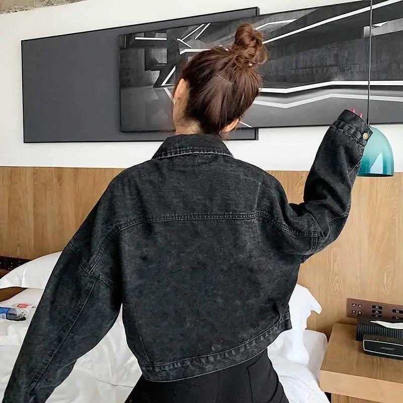 Elegance Black Denim Short Jackets For Women Loose Single Breasted Button Pockets Stylish Chic Retro Casual Streetwear For Women