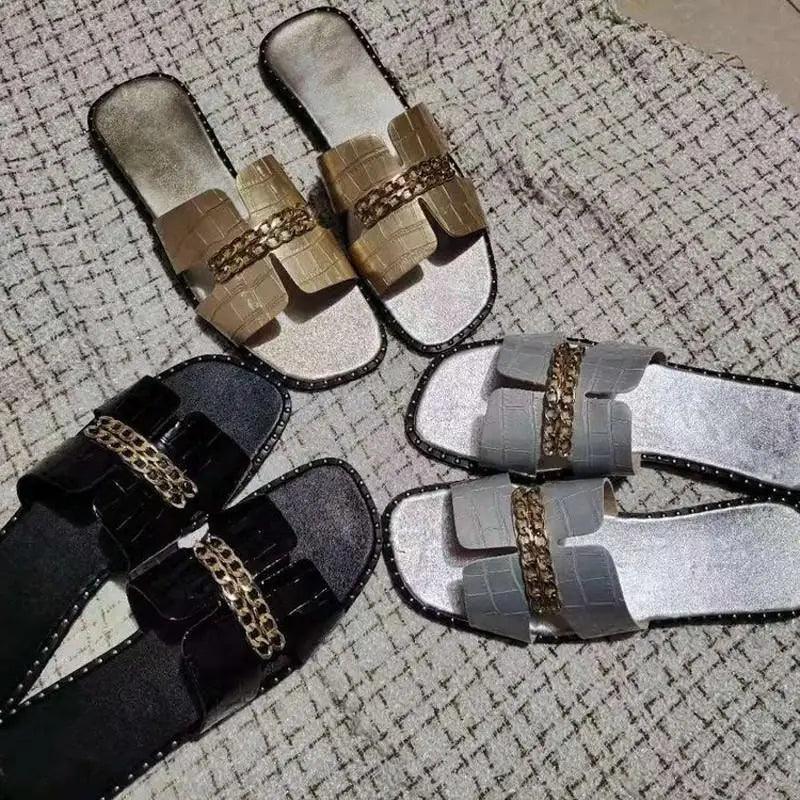 Elegant Black Women Chain Flip Flops Luxury Design  Sandal Women Outdoor Slippers Casual Style Sandals