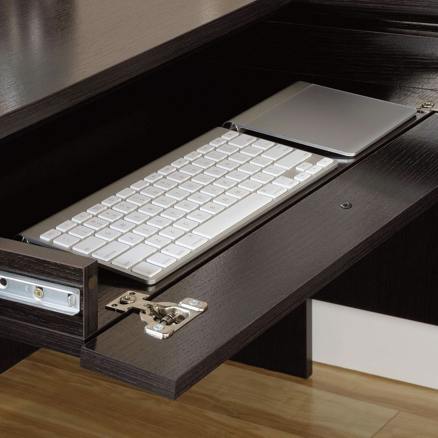 Elegant L-Shaped Desk with Spacious Surface in Wind Oak