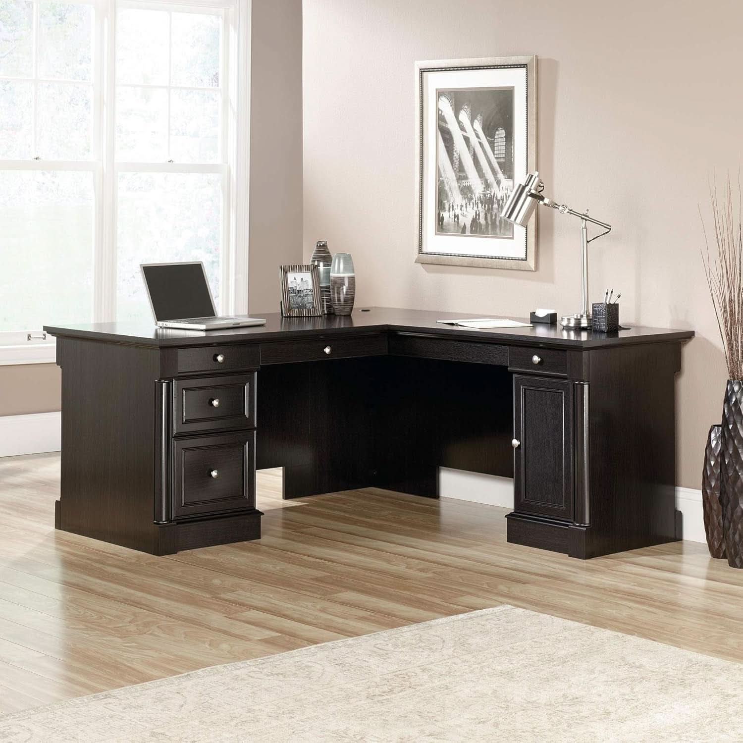 Elegant L-Shaped Desk with Spacious Surface in Wind Oak